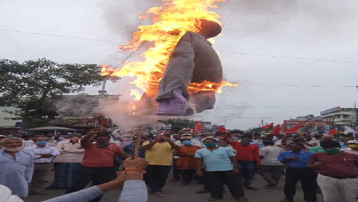 Left front agitation opposing farm bills