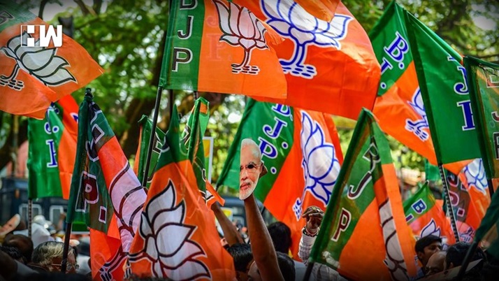 Turmoil in front of BJP Rally at Central Avenue