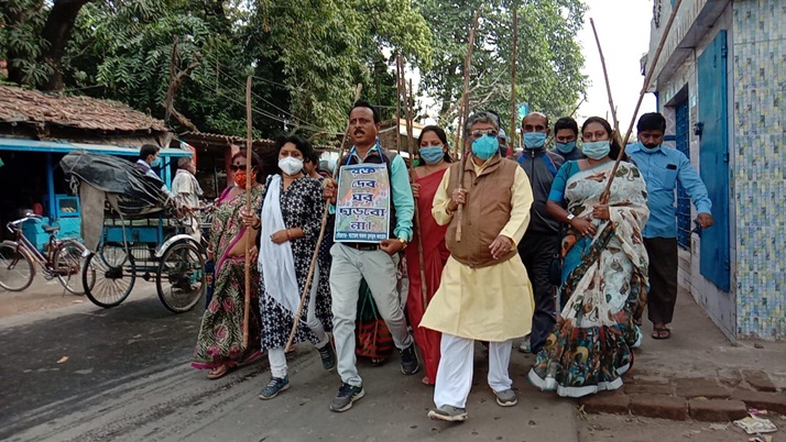 Protesting the eviction notice of the residents of the railway area, the procession MLA holding a stick