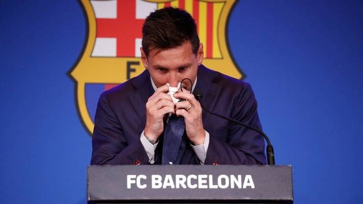 Lionel Messi cried at the last press conference in Barcelona