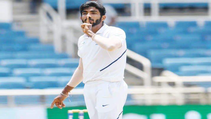 Again batting disaster India, Bumrah great response