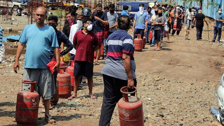 Cooking gas price increased again before Pujo!