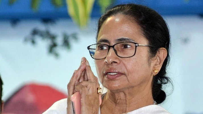 Mamata Bannerjee: Chief Minister on a district tour today by train