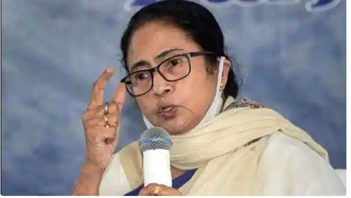 Mamata Bannerjee: Chief Minister warns of Omicron in pre-election campaign