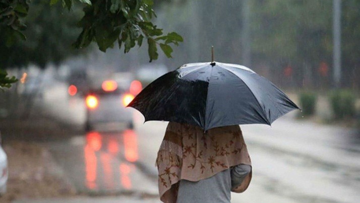 Weather: In the morning, the city is covered with fog, and scattered rain starts as the day progresses