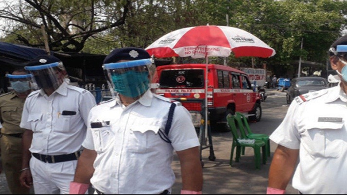 Kolkata Police: At least 6 corona of Kolkata police have been attacked, including IPS officers