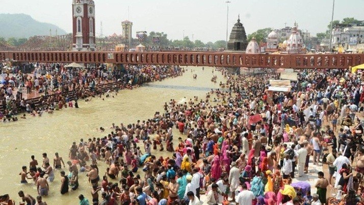 Covid: Bathing in the Ganges is still going on, but Sankranti bath is closed in Haridwar