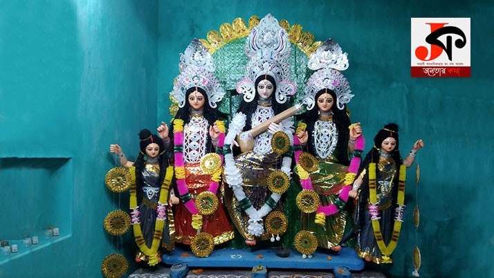 Saraswati puja of five idols on one floor of a 300 year old Chakravarti house in Birbhum
