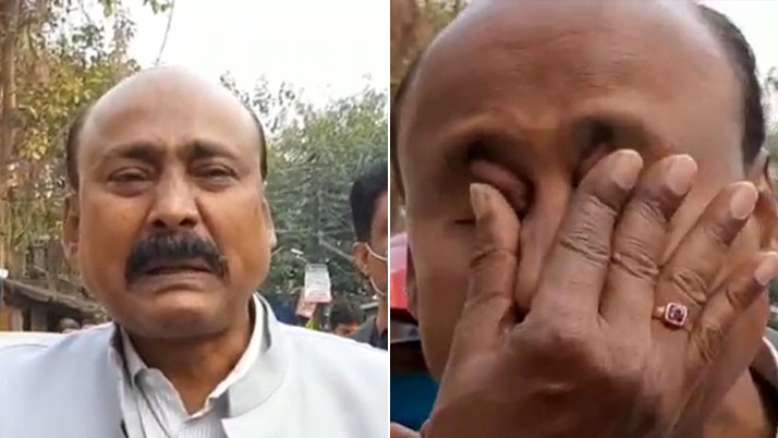 Dakabuko Trinamool leader of Burdwan burst into tears as he could not be a candidate in the municipal polls