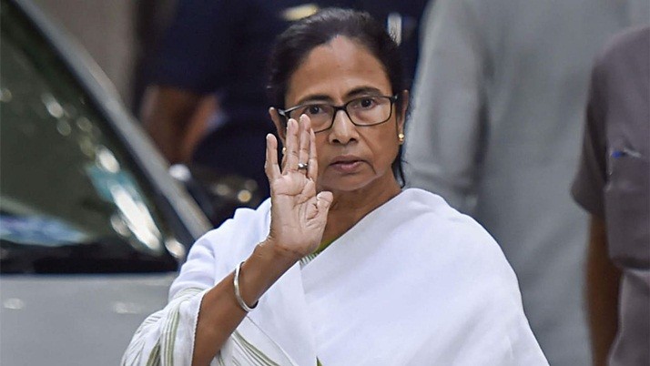 Mamata called a meeting at her Kalighat residence on an emergency basis