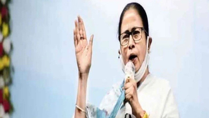 'Sisters protect assembly honor', Says Mamata On women's Day