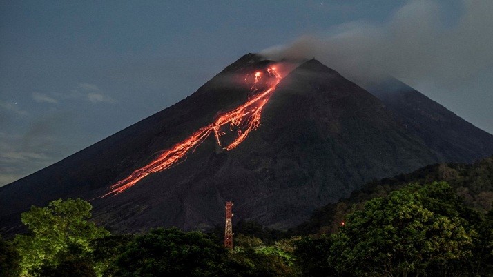 Mount Merapi volcano in Indonesia has risen again!
