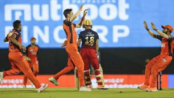 Kohli failed again, Royal Challengers loses 9 wickets