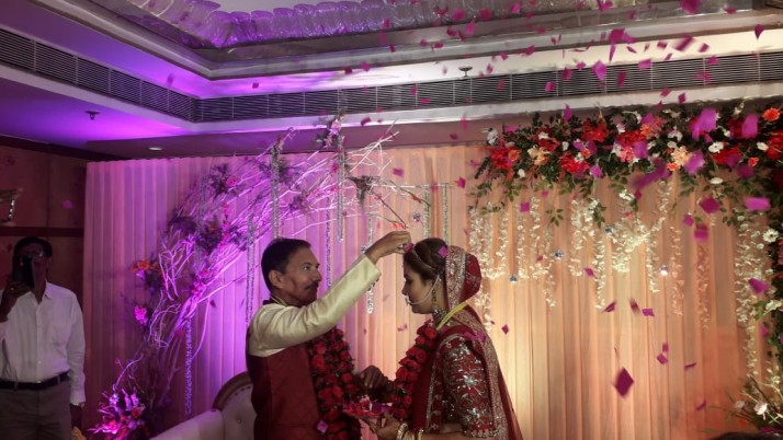 Ghee-colored Punjabi, Maroon-colored jewel coat, how did ‘Buro’ ‌ groom Arunlal?