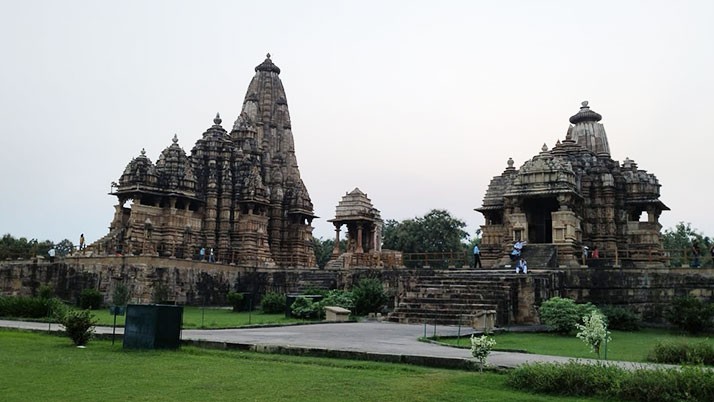 The sculpture and architecture of the Khajuraho temple is a unique achievement of the Chandela dynasty