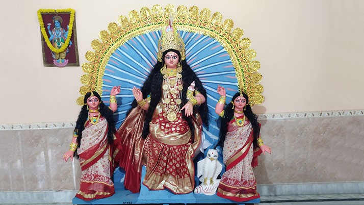 Lakshmi Puja of the 'Mandal family' at Dariapur in Burdwan enters its centenary this year.