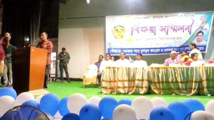 State Trinamool Congress spokesperson condemned BJP leaders to be tied to lampposts