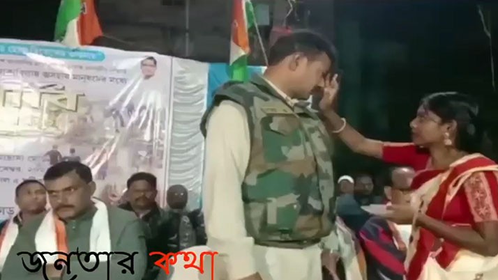 Police officer on duty welcomed at party meeting of Trinamool, opponents face criticism