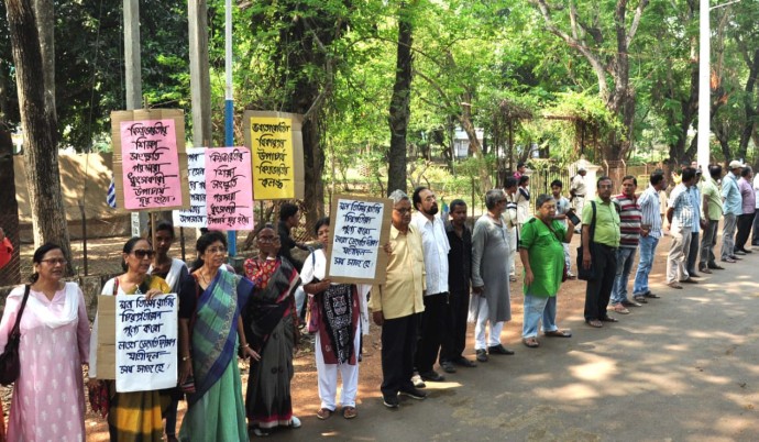 Mamata's protest for Amartya Sen, protests at Santiniketan, visva bharati