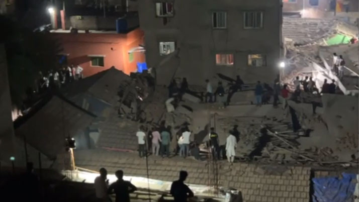 In Kolkata, a multi-storey building collapsed on a slum, 2 dead, many injured, 7 arrested