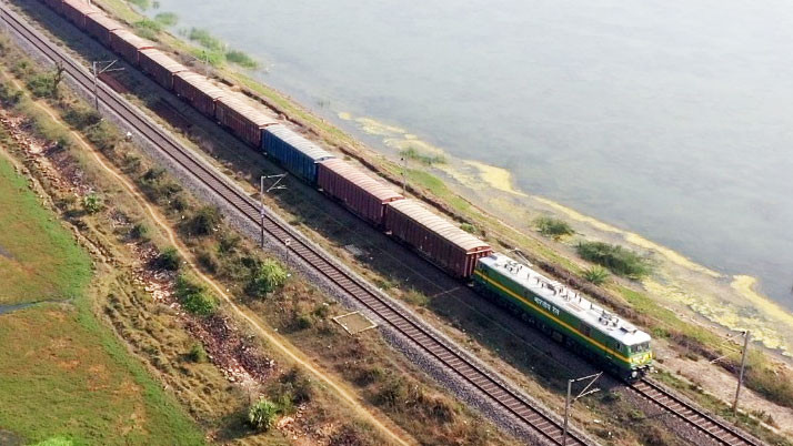 Eastern Railway's special train on the festival of colors, is a golden opportunity to celebrate Holi