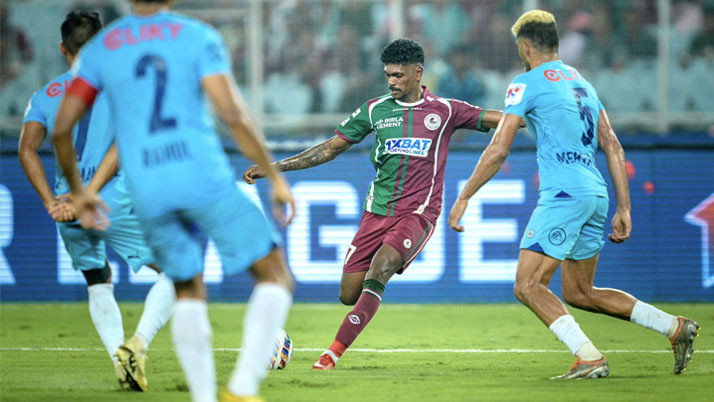 Mohun Bagan is the first ISL League-Shield champion despite playing with 10 men