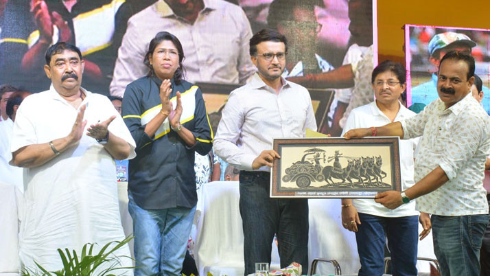 Sourav impressed after arriving in Bolpur, says hard work is the key to success