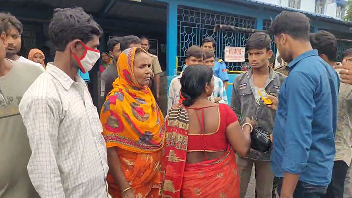 Tragic accident on Bhagirathi Bridge, patient dies after being crushed by lorry wheels
