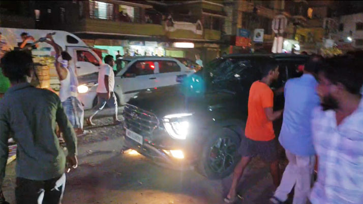 A few days ago, a car was hit and extensively vandalized, see CCTV footage