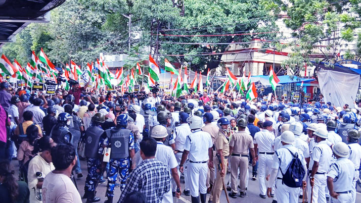 One year after the RG tax scandal, there is a lot of confusion surrounding the Nabanna campaign, Shuvendu is seeing an undeclared emergency