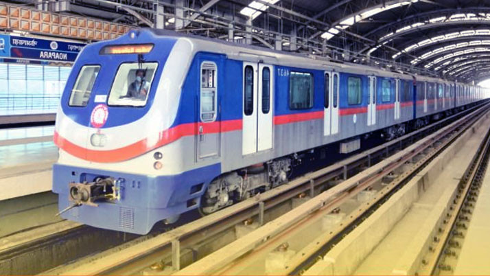 Problems with the launch of the new line, last metro of the night closed, several steps taken