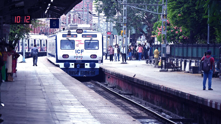 Two new AC local trains will be launched soon on the Sealdah-Bangaon and Sealdah-Krishnanagar routes, when will they depart? When will they arrive?