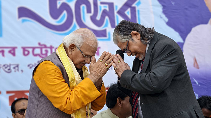 The Vice-Chancellor of Burdwan University is once again in the spotlight for wanting to touch Sovandeb's feet in reverence.