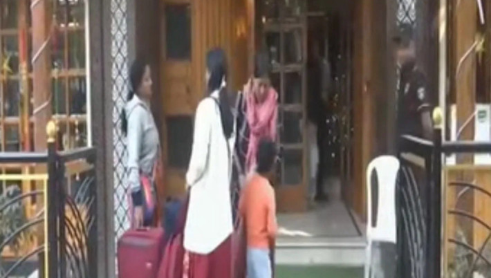 Siliguri hotels no entry for bangladeshis