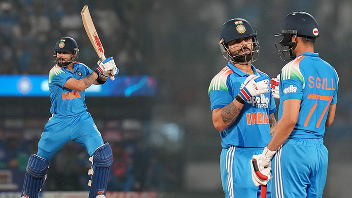 Virat Kohli toys with the Kiwi bowler! Kohli in his old form in the new year...