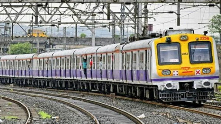 howrah-local-train-batil-tarakeshwar-block-passenger-problem