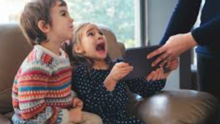 karnataka-ban-social-media-for-children-under-sixteen-years