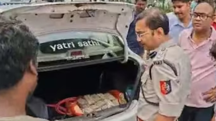 kolkata-newtown-app-cab-cash-seizure-election-news