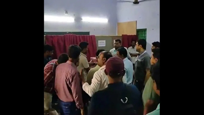 balurghat-postal-ballot-controversy-secrecy-violation-election-protest-news