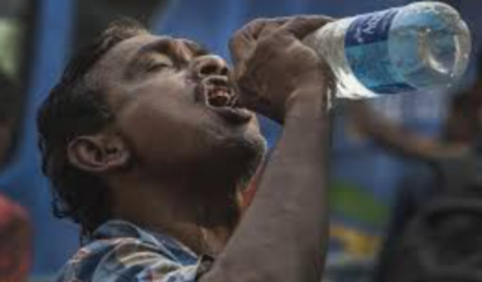 west-bengal-weather-update-south-bengal-heatwave-north-bengal-heavy-rain-kolkata-temperature-forecast