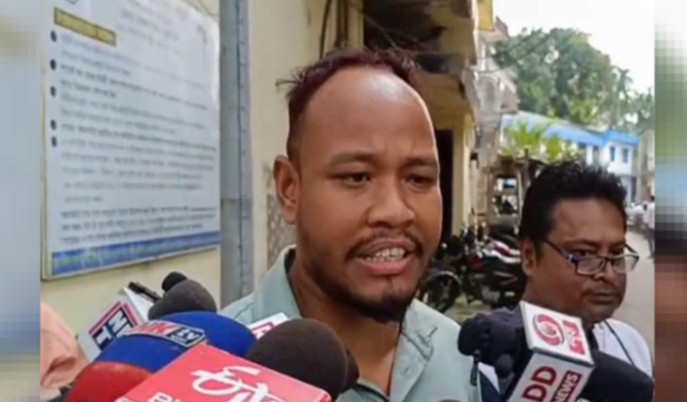 bdo-prashanta-barman-viral-video-newtown-road-incident-bengal-news