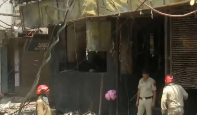 delhi-hotel-fire-illegal-construction-investigation-update