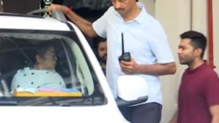 'Police raid' at Kalighat in the early hours! Locks broken and Abhishek's residence searched; Mamata rushes to the spot.