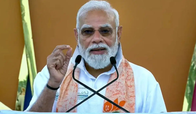 kolkata-three-indigenous-warships-inducted-into-indian-navy-pm-modi-big-message-on-bengal-and-maritime-power