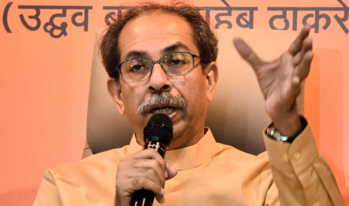 uddhav-thackeray-shiv-sena-mp-defection-eknath-shinde-political-development