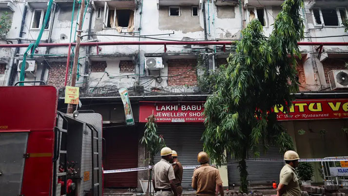 After Tarapith, a major hotel fire in the heart of Kolkata claims 9 lives.