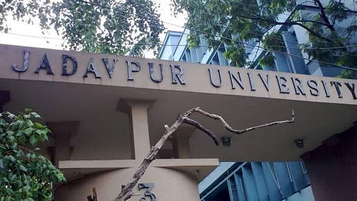 Jadavpur turns into a battlefield overnight over a General Body meeting; multiple students injured in SFI-ABVP clashes, campus tense.