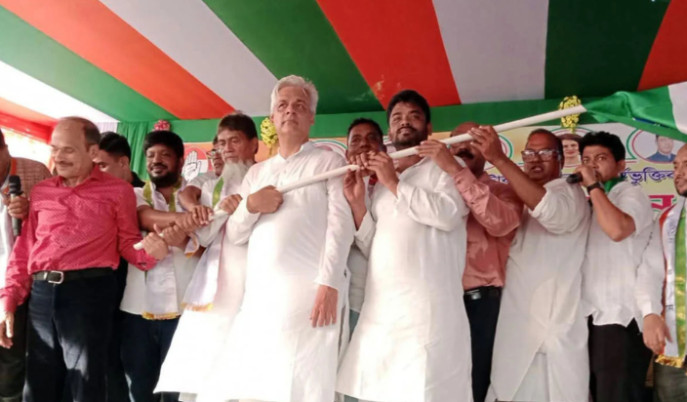 tMC-leader-injamul-islam-raja-joins-congress-after-waqf-violence-case