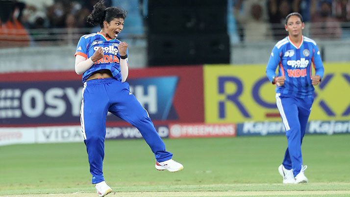 India blow away Pakistan in just 8.4 overs with a bowling storm—yet the batting start remains a concern for Harmanpreet and her team.