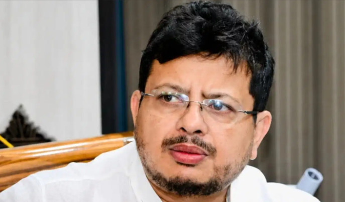 ritabrata-tmc-new-name-symbol-kham-torch-blackboard